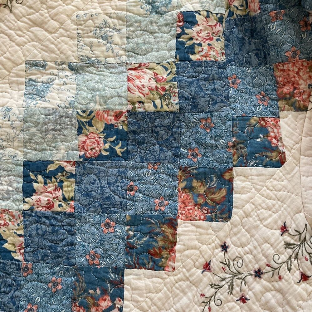 Handmade Vintage Quilt Patchwork Jacket Blue Ivor… - image 10
